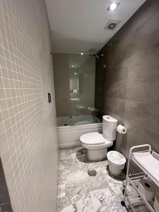 Atico San Bernardo Terraza Y Parking Incluido Apartment Seville Exterior photo