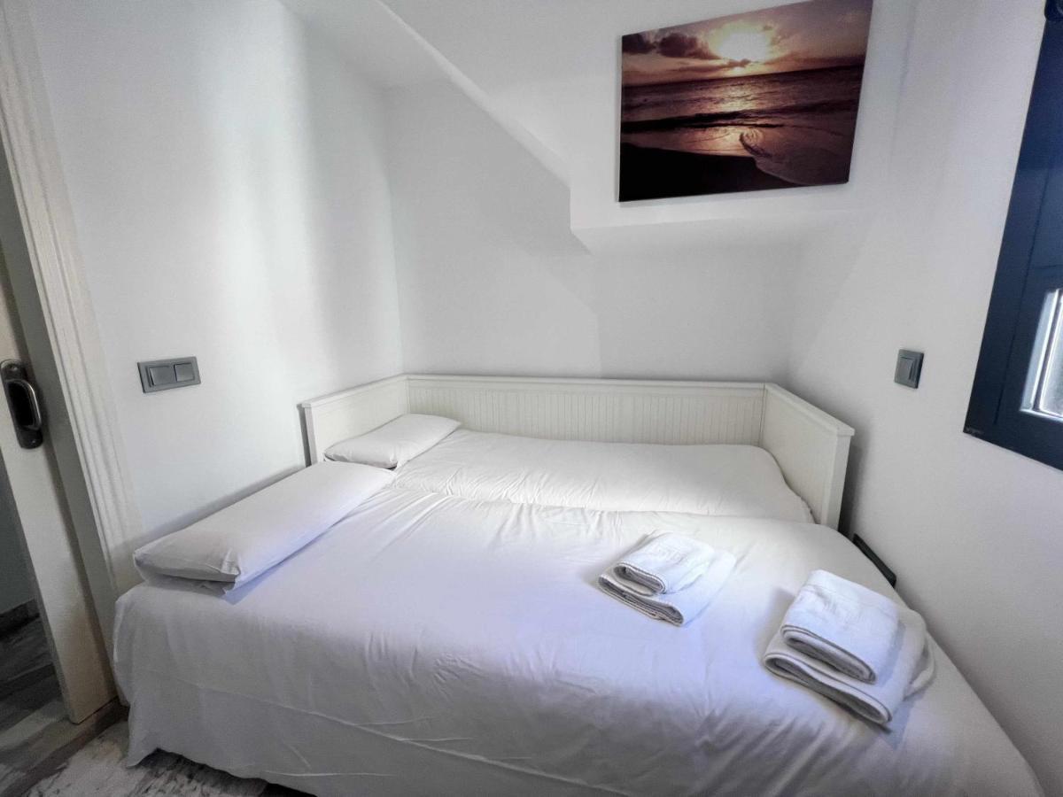 Atico San Bernardo Terraza Y Parking Incluido Apartment Seville Exterior photo